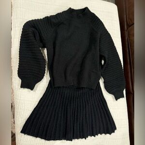 Sofia the label sweater skirt set